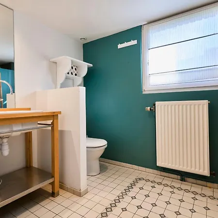 Le Petit - Confort & Elegance - Parking & Wifi - Calme & Jardin Apartment